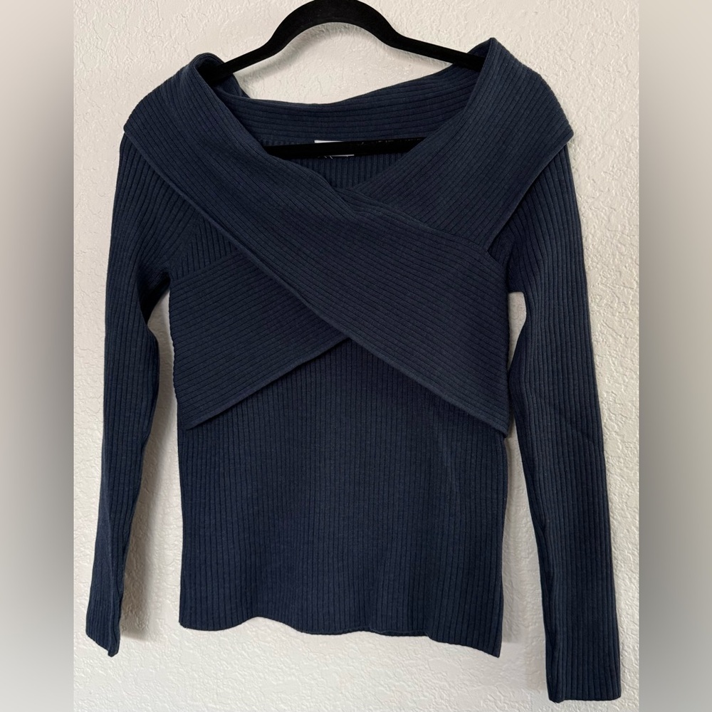 Akris Punto Navy Blue Crossover Ribbed Wool Sweater Size 8